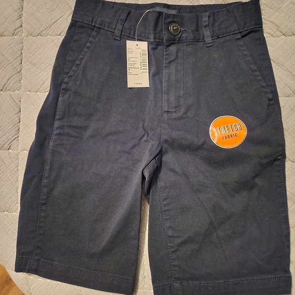 Boys uniform shorts - Picture 2 of 2